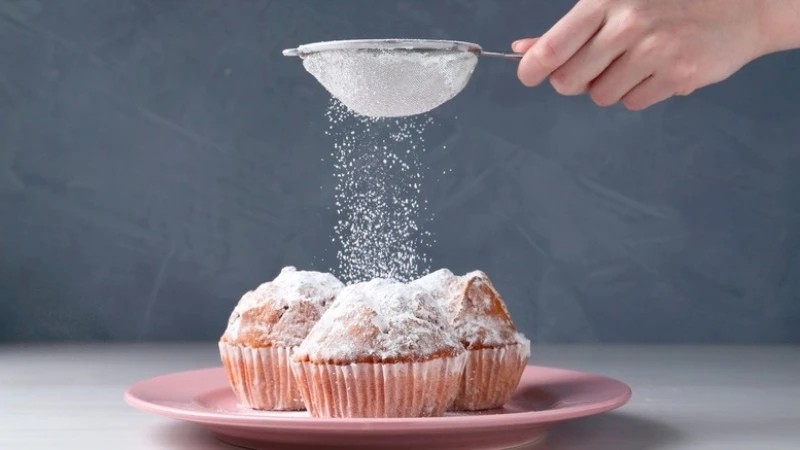 Сахарная пудра: особенности выбора сладкого декора