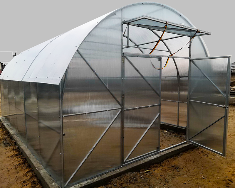 теплица из поликарбоната