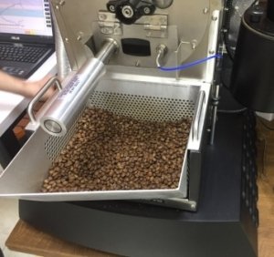 Кофе свежей обжарки Ямайка Блю Маунтин